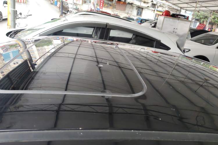 Used Dongfeng Aeolus Yixuan 2023 Mach Edition 1.5T Automatic Pursuit Rider Version Roof