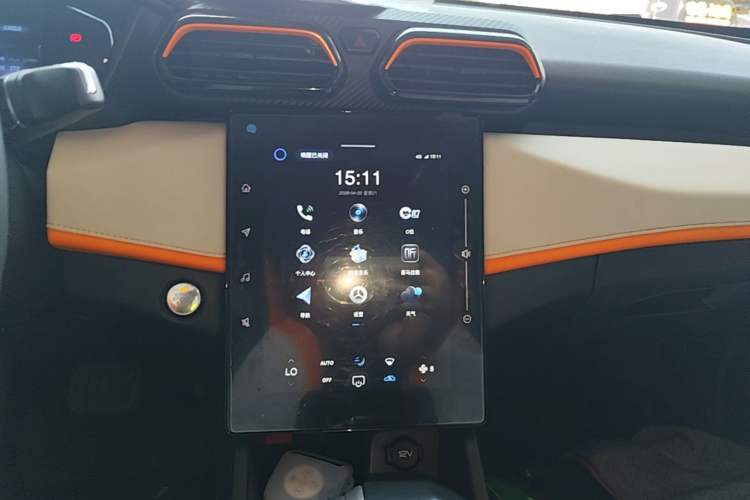 Used Dongfeng Aeolus Yixuan 2023 Mach Edition 1.5L Automatic Chasing Wind Version Audio And AC Panel