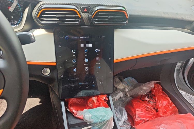 Used Dongfeng Aeolus Yixuan 2023 Mach Edition 1.5L Automatic Chasing Wind Version Audio And AC Panel