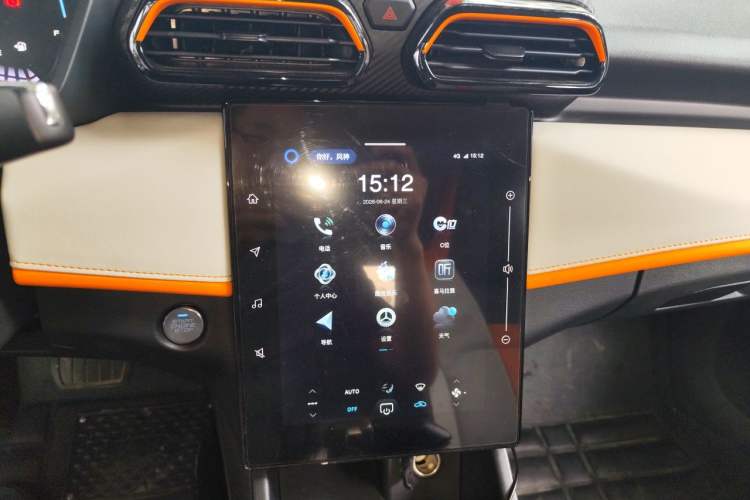 Used Dongfeng Aeolus Yixuan 2023 Mach Edition 1.5L Automatic Chasing Wind Version Audio And AC Panel