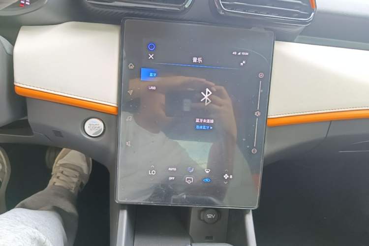 Used Dongfeng Aeolus Yixuan 2023 Mach Edition 1.5L Automatic Chasing Wind Version Audio And AC Panel