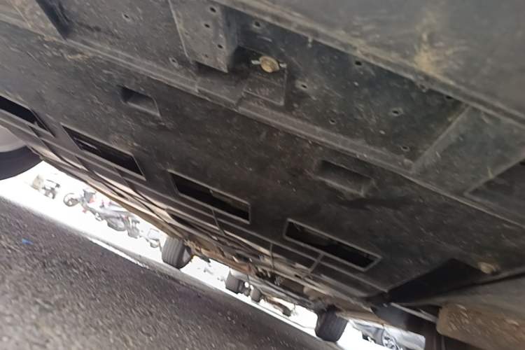 Used Dongfeng Aeolus Yixuan 2023 1.5L Automatic Glory Edition Chassis Front
