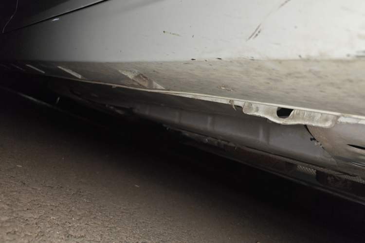 Used Dongfeng Aeolus Yixuan 2023 1.5L Automatic Glory Edition Chassis Front Right