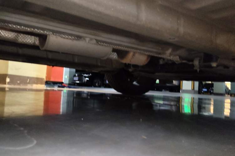 Used Dongfeng Aeolus Yixuan 2023 Mach Edition 1.5L Automatic Chasing Wind Version Chassis Front Right