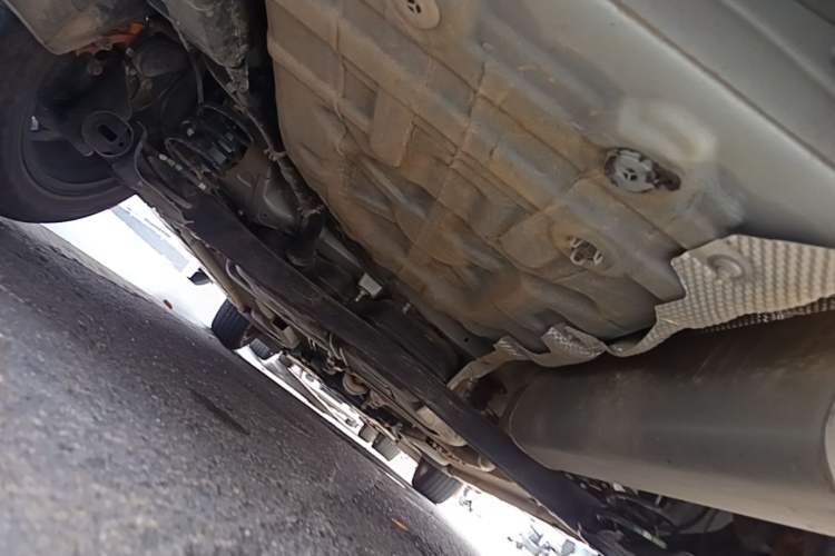 Used Dongfeng Aeolus Yixuan 2023 1.5L Automatic Glory Edition Chassis Rear