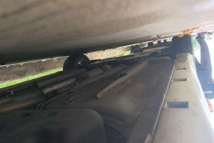 Used Dongfeng Aeolus Yixuan 2023 Mach Edition 1.5L Automatic Chasing Wind Version Chassis Rear Left