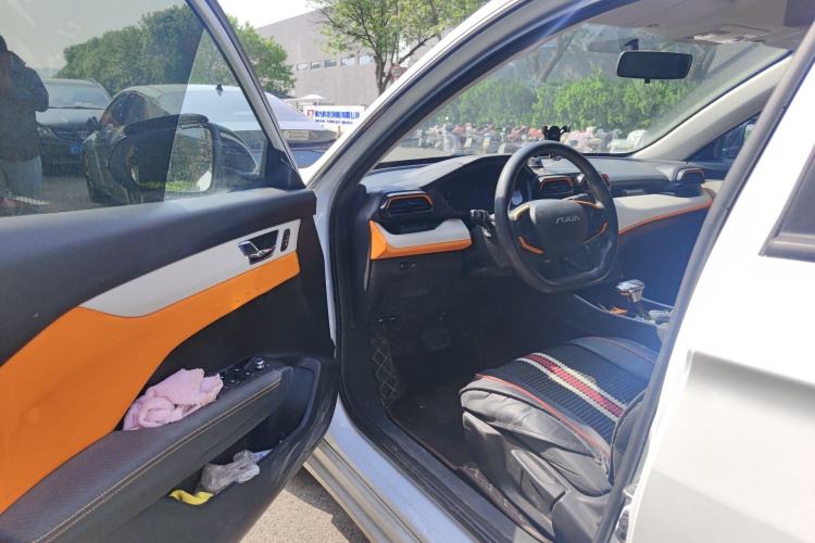 Used Dongfeng Aeolus Yixuan 2023 Mach Edition 1.5L Automatic Chasing Wind Version Driver Seat