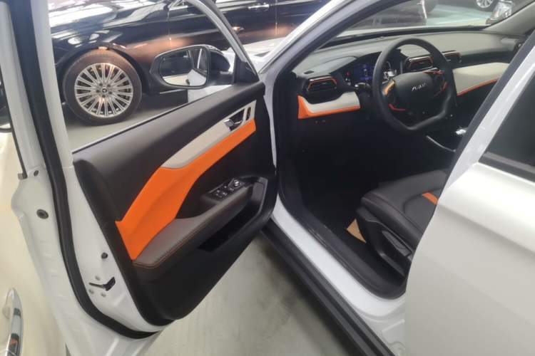 Used Dongfeng Aeolus Yixuan 2023 Mach Edition 1.5L Automatic Chasing Wind Version Driver Seat