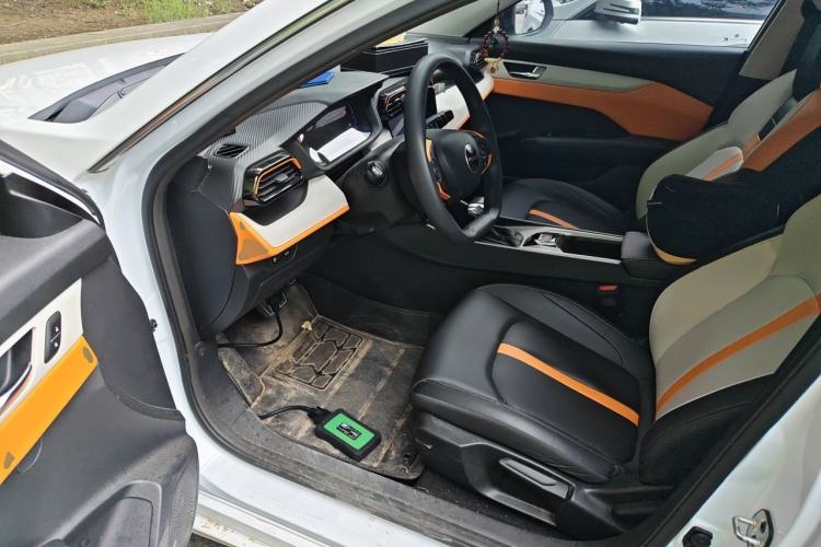 Used Dongfeng Aeolus Yixuan 2023 Mach Edition 1.5L Automatic Chasing Shadow Version Driver Seat