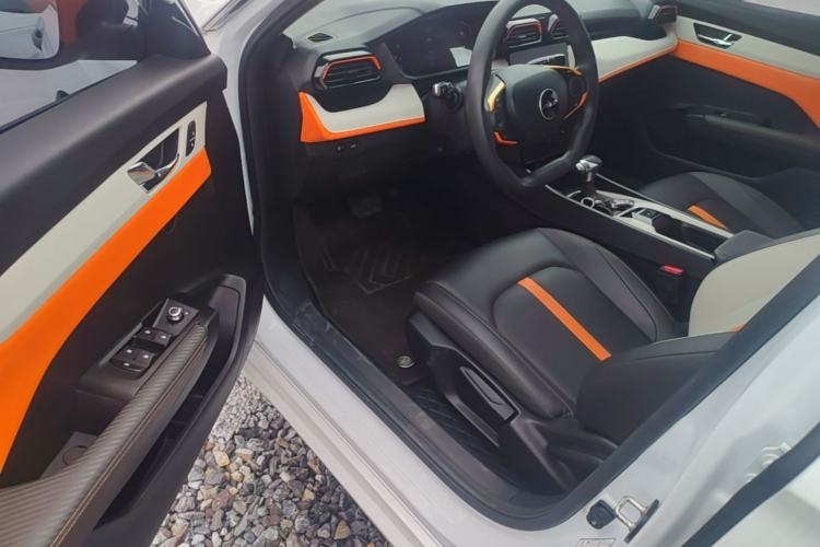 Used Dongfeng Aeolus Yixuan 2023 Mach Edition 1.5L Automatic Chasing Shadow Version Driver Seat