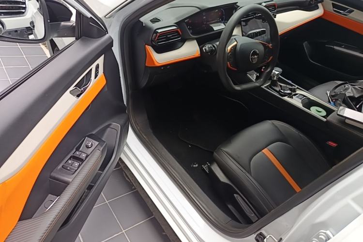 Used Dongfeng Aeolus Yixuan 2023 1.5L Automatic Glory Edition Driver Seat