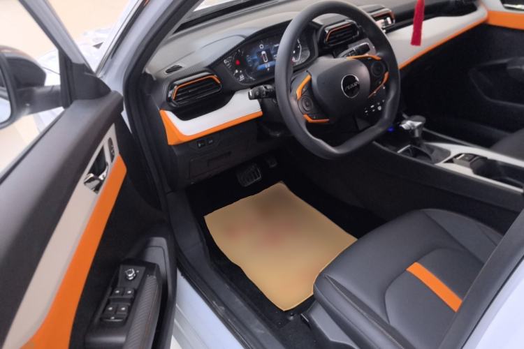 Used Dongfeng Aeolus Yixuan 2023 Mach Edition 1.5L Automatic Chasing Wind Version Driver Seat