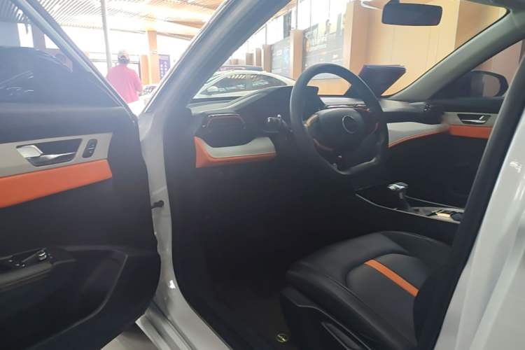 Used Dongfeng Aeolus Yixuan 2023 Mach Edition 1.5L Automatic Chasing Wind Version Driver Seat