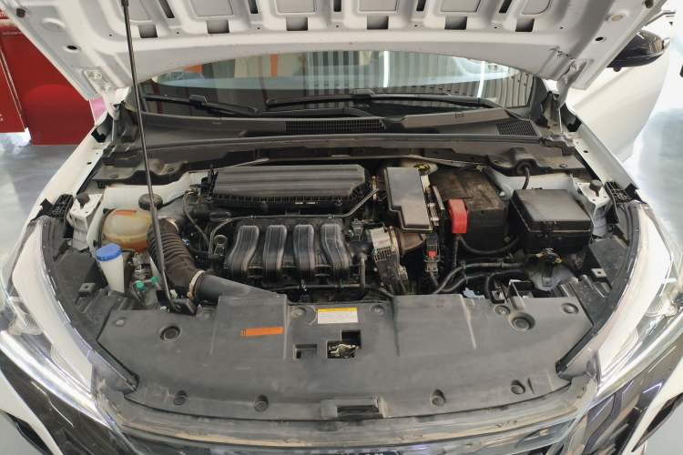 Used Dongfeng Aeolus Yixuan 2023 Mach Edition 1.5L Automatic Chasing Wind Version Engine Bay