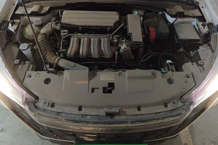 Used Dongfeng Aeolus Yixuan 2023 Mach Edition 1.5L Automatic Chasing Wind Version Engine Bay