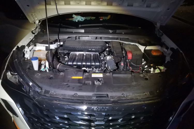 Used Dongfeng Aeolus Yixuan 2023 Mach Edition 1.5L Automatic Chasing Shadow Version Engine Bay