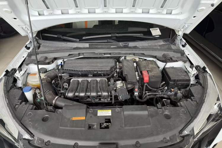 Used Dongfeng Aeolus Yixuan 2023 Mach Edition 1.5L Automatic Chasing Wind Version Engine Bay