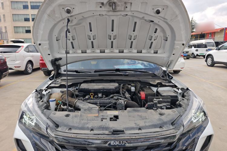 Used Dongfeng Aeolus Yixuan 2023 Mach Edition 1.5T Automatic Pursuit Rider Version Engine Bay