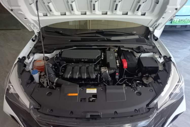Used Dongfeng Aeolus Yixuan 2023 Mach Edition 1.5L Automatic Chasing Wind Version Engine Bay