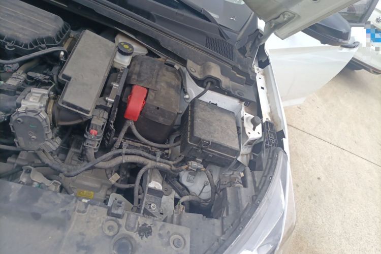 Used Dongfeng Aeolus Yixuan 2023 Mach Edition 1.5L Automatic Chasing Shadow Version Engine Bay Left