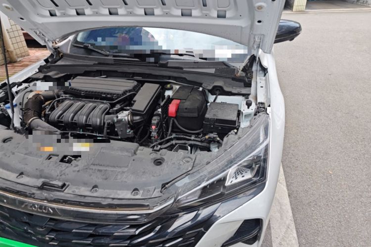 Used Dongfeng Aeolus Yixuan 2023 Mach Edition 1.5L Automatic Chasing Shadow Version Engine Bay Left