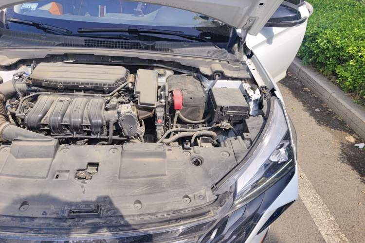 Used Dongfeng Aeolus Yixuan 2023 Mach Edition 1.5L Automatic Chasing Wind Version Engine Bay Left