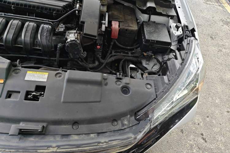 Used Dongfeng Aeolus Yixuan 2023 Mach Edition 1.5L Automatic Chasing Shadow Version Engine Bay Left
