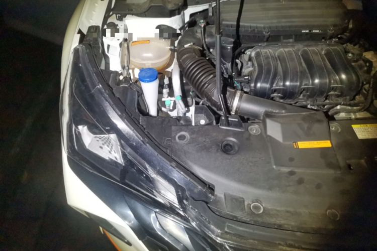 Used Dongfeng Aeolus Yixuan 2023 Mach Edition 1.5L Automatic Chasing Shadow Version Engine Bay Right