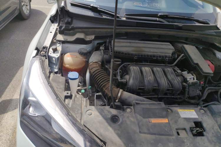 Used Dongfeng Aeolus Yixuan 2023 1.5L Automatic Glory Edition Engine Bay Right
