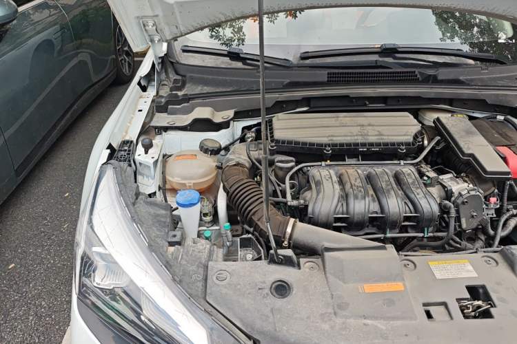 Used Dongfeng Aeolus Yixuan 2023 Mach Edition 1.5L Automatic Chasing Wind Version Engine Bay Right