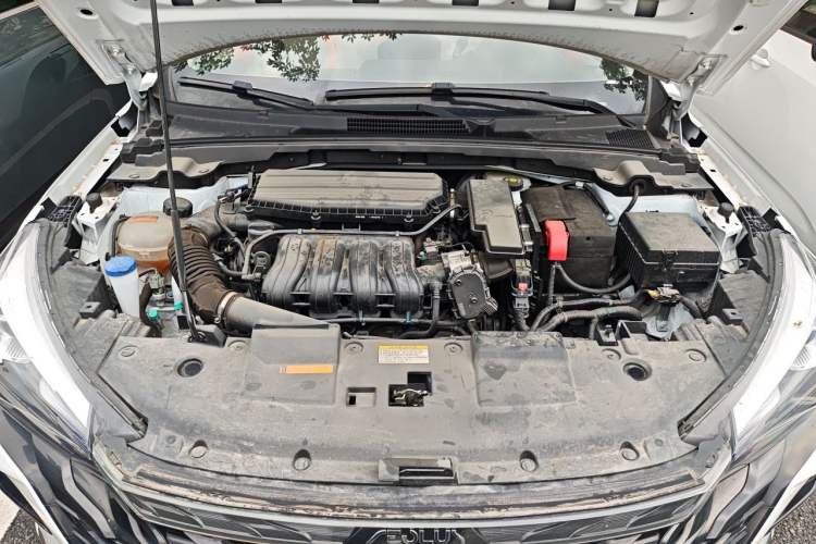 Used Dongfeng Aeolus Yixuan 2023 Mach Edition 1.5L Automatic Chasing Wind Version Engine Bay