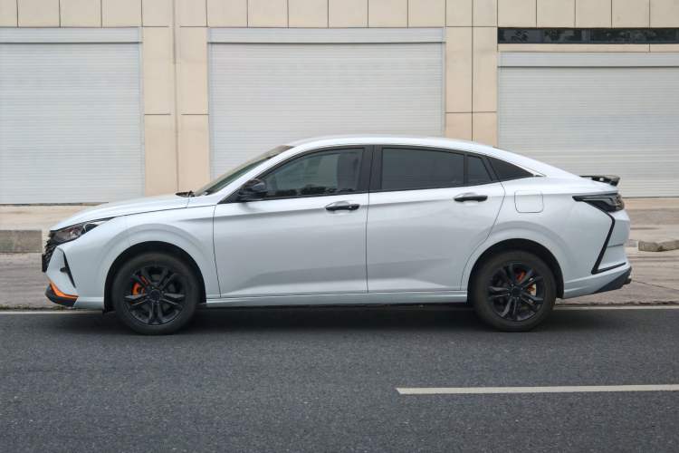 Used Dongfeng Aeolus Yixuan 2023 Mach Edition 1.5L Automatic Chasing Wind Version Exterior 1