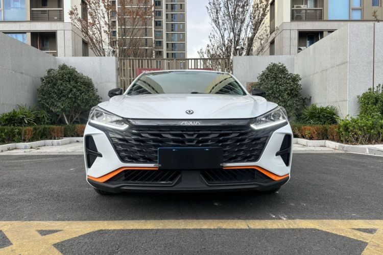 Used Dongfeng Aeolus Yixuan 2023 Mach Edition 1.5L Automatic Chasing Wind Version Exterior 1