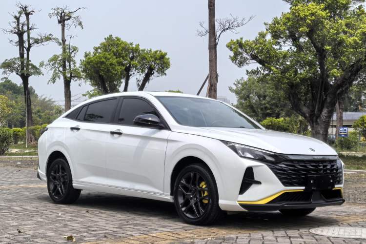 Used Dongfeng Aeolus Yixuan 2023 Mach Edition 1.5T Automatic Pursuit Rider Version Exterior 2