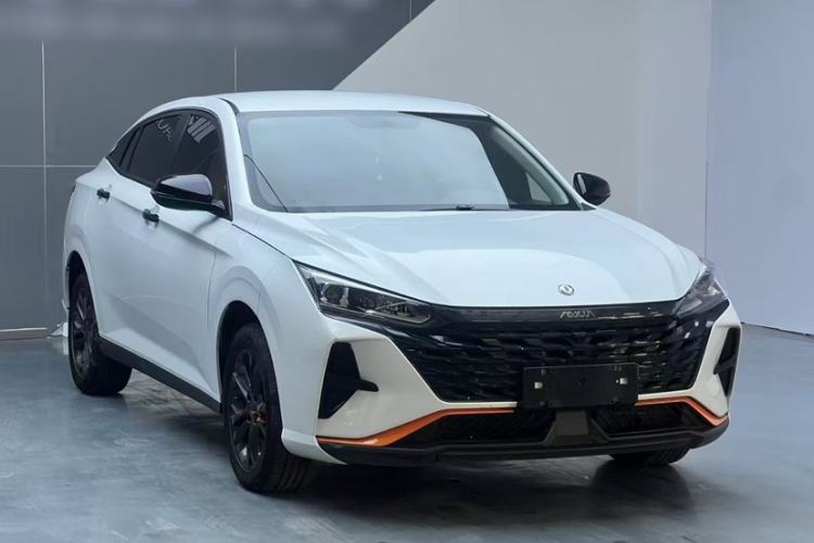 Used Dongfeng Aeolus Yixuan 2023 Mach Edition 1.5L Automatic Chasing Wind Version Exterior 2