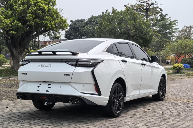 Used Dongfeng Aeolus Yixuan 2023 Mach Edition 1.5T Automatic Pursuit Rider Version Exterior 3