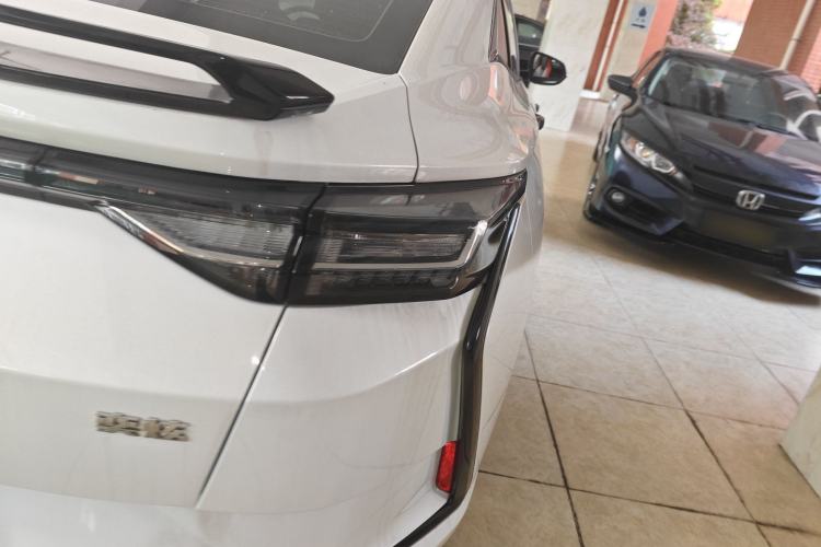 Used Dongfeng Aeolus Yixuan 2023 Mach Edition 1.5L Automatic Chasing Wind Version Exterior 3