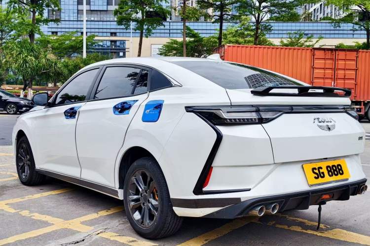 Used Dongfeng Aeolus Yixuan 2023 Mach Edition 1.5L Automatic Chasing Wind Version Exterior 4