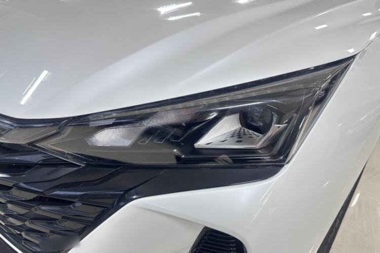 Used Dongfeng Aeolus Yixuan 2023 Mach Edition 1.5L Automatic Chasing Shadow Version Exterior 5