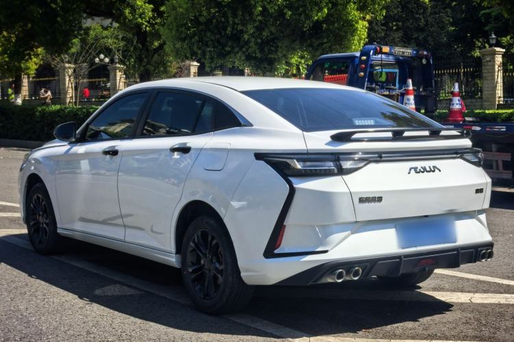 Used Dongfeng Aeolus Yixuan 2023 Mach Edition 1.5L Automatic Chasing Wind Version Exterior 5