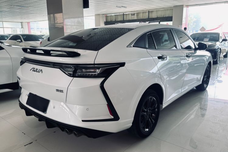 Used Dongfeng Aeolus Yixuan 2023 Mach Edition 1.5L Automatic Chasing Shadow Version Exterior 6