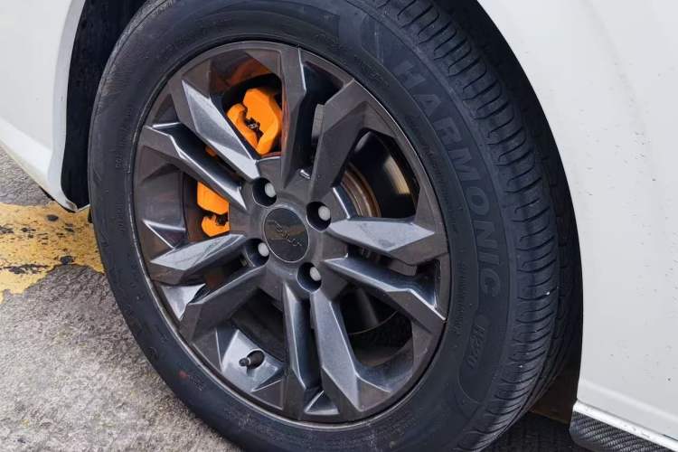 Used Dongfeng Aeolus Yixuan 2023 Mach Edition 1.5L Automatic Chasing Wind Version Exterior 6