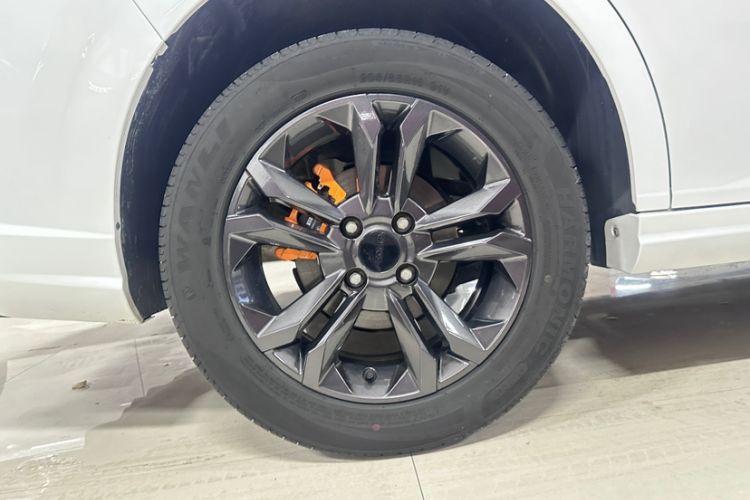 Used Dongfeng Aeolus Yixuan 2023 Mach Edition 1.5L Automatic Chasing Shadow Version Exterior 9