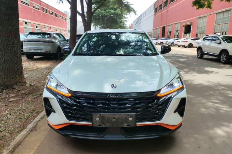 Used Dongfeng Aeolus Yixuan 2023 Mach Edition 1.5L Automatic Chasing Wind Version Front
