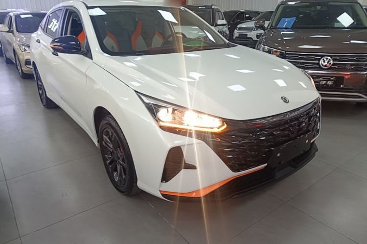 Used Dongfeng Aeolus Yixuan 2023 Mach Edition 1.5L Automatic Chasing Wind Version Front Right 45 Deg