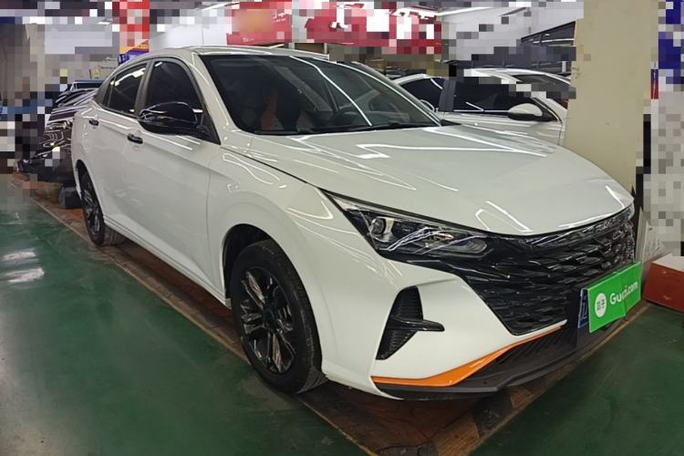 Used Dongfeng Aeolus Yixuan 2023 1.5L Automatic Glory Edition Front Right 45 Deg