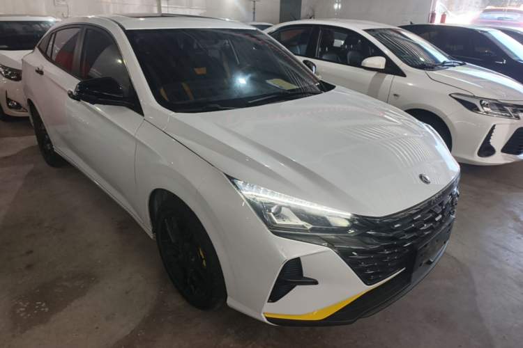 Used Dongfeng Aeolus Yixuan 2023 Mach Edition 1.5T Automatic Pursuit Rider Version Front Right 45 Deg