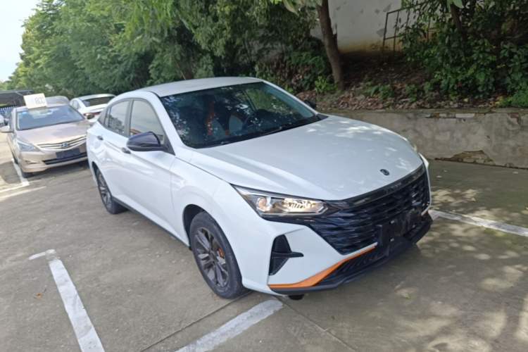 Used Dongfeng Aeolus Yixuan 2023 Mach Edition 1.5L Automatic Chasing Wind Version Front Right 45 Deg