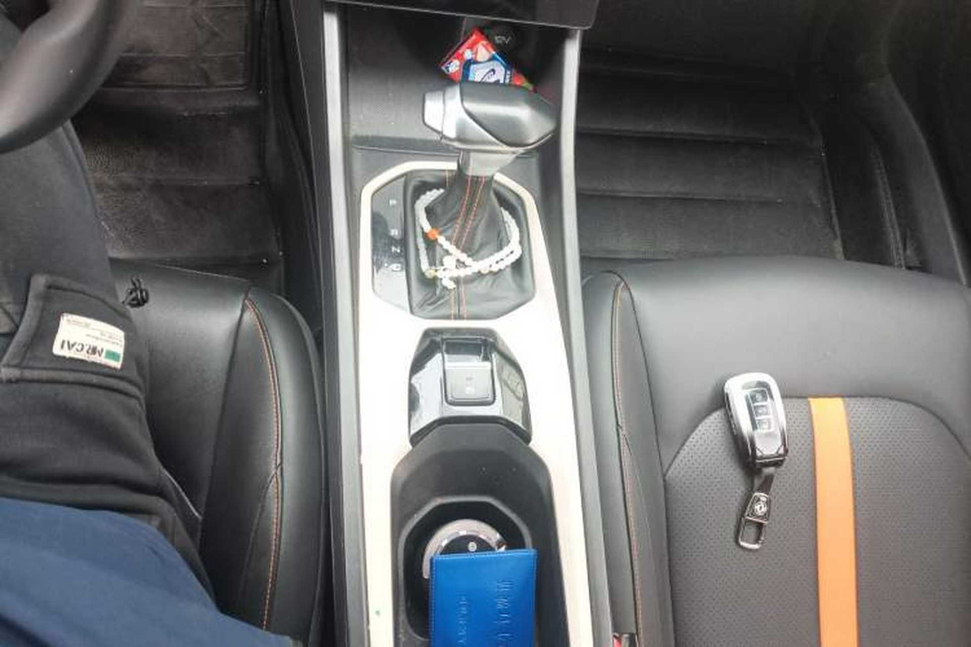 Used Dongfeng Aeolus Yixuan 2023 Mach Edition 1.5L Automatic Chasing Shadow Version Gear Lever