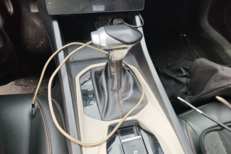 Used Dongfeng Aeolus Yixuan 2023 1.5L Automatic Glory Edition Gear Lever
